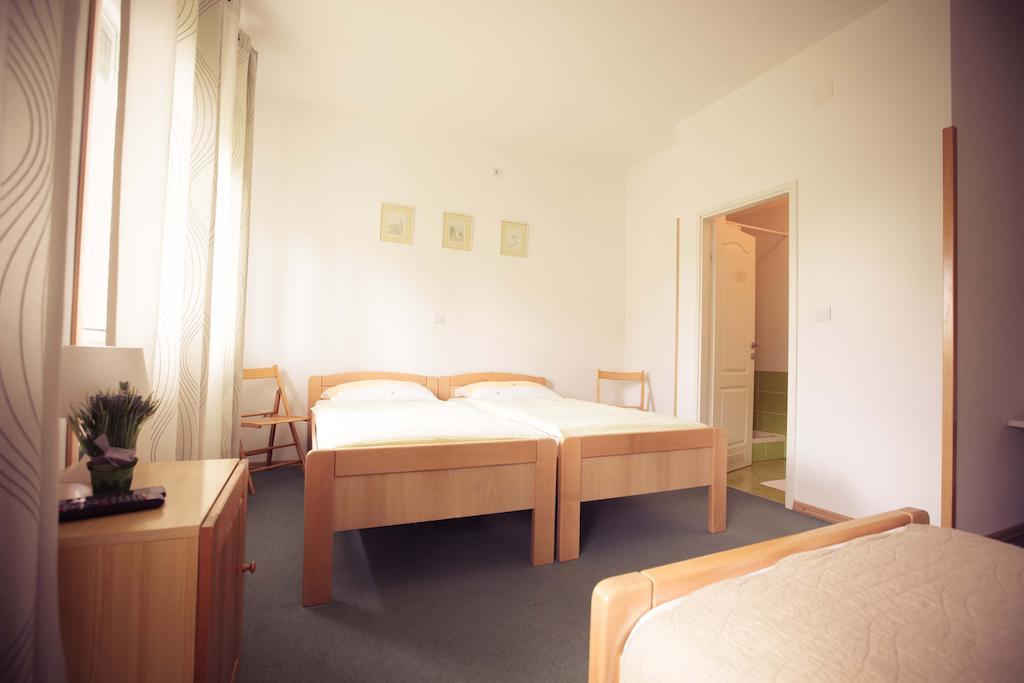 Rooms Medved Samobor Habitación foto